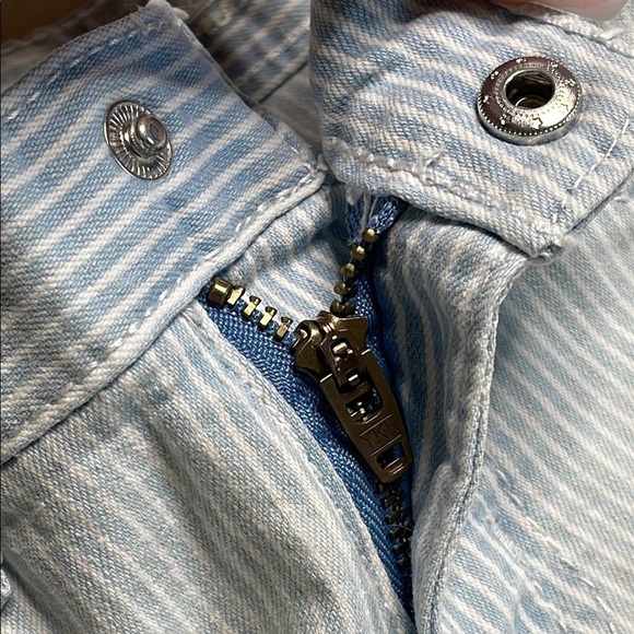 CAT & JACK Light Blue Striped Denim Shorts - Picture 5 of 11